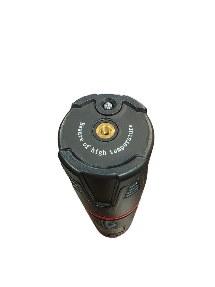 Przenośny kompresor 12V z latarką LED - 8.2 bar, do auta, roweru, piłek, materacy Przenośny kompresor 12V z latarką LED - 8.2 bar, do auta, roweru, piłek, materacy